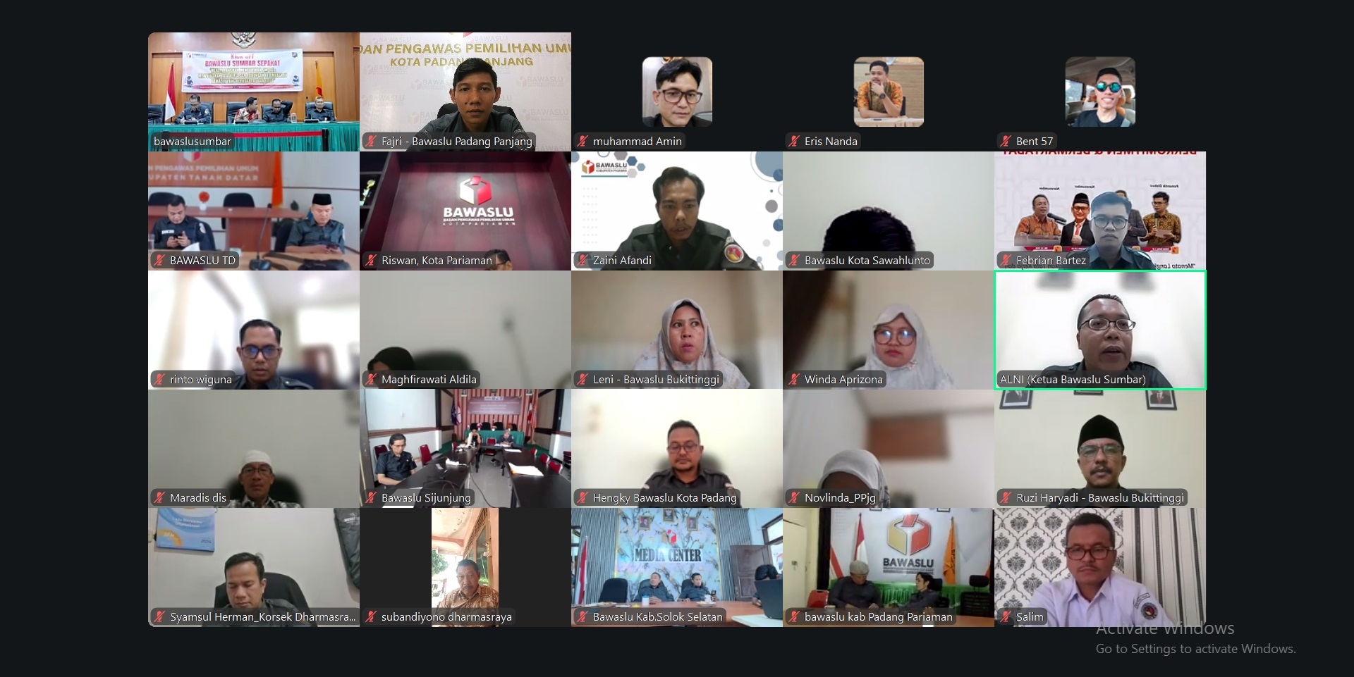 Zoom Meeting "SEPAKAT" Bawaslu Sumatera Barat