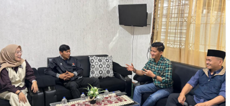 Bawaslu Kota Padang Panjang melakukan kunjungan koordinasi ke Kantor KPU Kota Padang Panjang pada Selasa (03/02/2026).