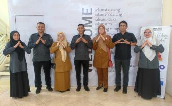 Bawaslu Kota Padang Panjang menggelar rapat koordinasi strategis yang memfokuskan pada penguatan tata kelola kearsipan dan kelembagaan. 