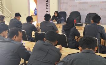 Bawaslu Kota Padang Panjang kembali menggelar rapat evaluasi internal rutin pada Senin (04/05/2026
