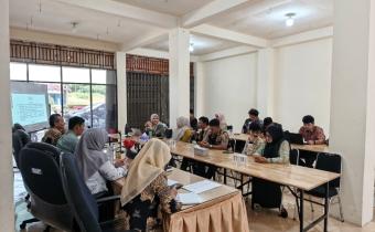  Bawaslu Kota Padang Panjang melanjutkan rangkaian program penguatan kapasitas internal dengan membedah secara mendalam alur penyelesaian sengketa proses Pemilu, khususnya pada tahapan adjudikasi
