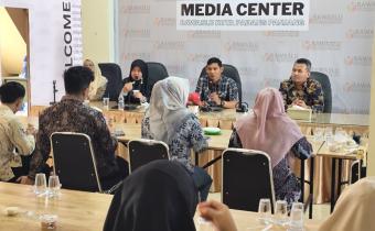 Bawaslu Kota Padang Panjang melaksanakan Rapat Finalisasi Pengisian Kuesioner Elektronik Monitoring dan Evaluasi (E-Monev) Keterbukaan Informasi Publik (KIP) Tahun 2026 pada Kamis (02/07/2026).