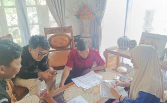  Jajaran Pimpinan bersama Sekretariat Bawaslu Kota Padang Panjang kembali turun langsung ke lapangan untuk melaksanakan kegiatan Uji Petik Pemutakhiran Data Pemilih Berkelanjutan (UP-PDPB) pada Selasa (14/10/2026). 